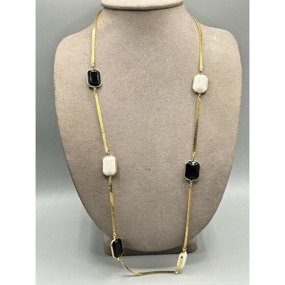 Vintage 90s Gold Tone Necklace with Black & White Acrylic Stones 28" Long - Picture 7 of 7